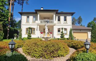 5-room house 320 m² in Sunīši for 540,000 €
