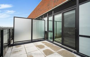 6-bedroom apartment in York for C$1,038,000