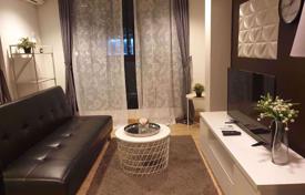 2 bed Condo in Chateau In Town Ratchada 10 Huai Khwang Sub District for $109,000