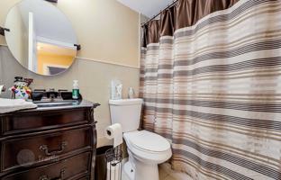 2-bedroom apartment in North York for C$858,000