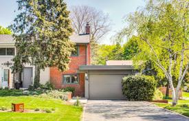 Terraced house – North York, Toronto, Ontario,  Canada for 984,000 €