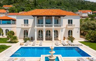 6-bedroom villa 400 m² in Dubrovnik. Price on request