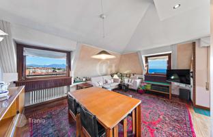 Magnificent penthouse with breathtaking views of Lake Garda in the historic center of Desenzano, Italy for 1,180,000 €