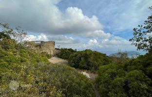 6-bedroom villa in Portoferraio for 1,000,000 €