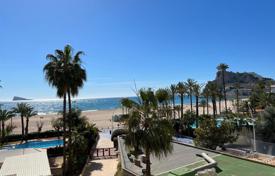 Two-bedroom apartment on the first line from the Poniente beach in Benidorm, Alicante, Spain for 675,000 €