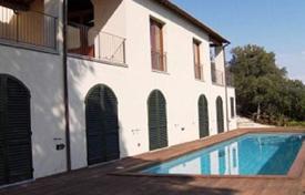 Two-storey villa with a pool in Capoliveri, Tuscany, Italy for 1,350,000 €