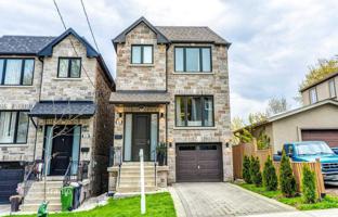 11-bedroom house in Scarborough for C$1,907,000