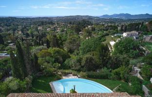 5-bedroom villa in Mougins for 2,990,000 €