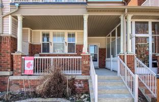 8-bedroom townhouse in Scarborough for C$1,163,000