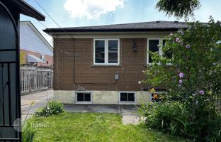 7-bedroom townhouse in Scarborough for C$1,225,000