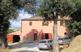 Montalcino (Siena) — Tuscany — Farm/Agricultural Land for sale for 850,000 €