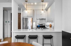 Apartment – Richmond Street West, Old Toronto, Toronto,  Ontario,   Canada for C$1,157,000