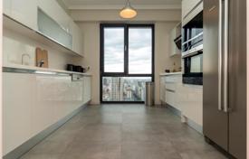Sea View High Floor Stylish Apartment at Central Location for $800,000