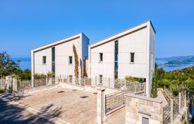 Carbon-Neutral Villa with Sea View for 850,000 €