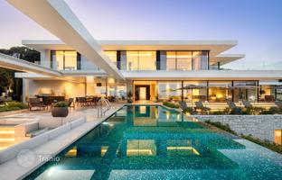 8-bedroom villa 1,445 m² in Benahavis for 10,800,000 €