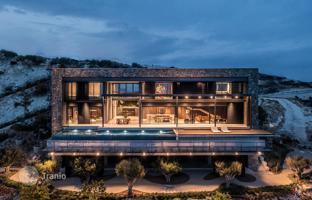 4-bedroom cottage 1,204 m² in Agios Tychonas for 16,000,000 €