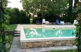 5-bedroom villa 350 m² in Sarteano for 1,000,000 €