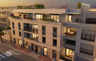 Prestigious complex with parking and garden in Saint-Maur-des-Fossés, Ile-de-France, France for From 300,000 €