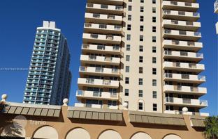 2-bedroom apartments in condo 210 m² in Hallandale Beach for $930,000