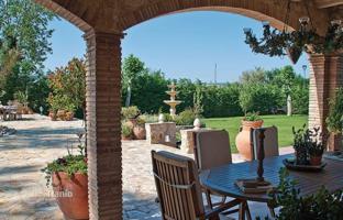 8-bedroom house 430 m² in Girona for 699,000 €