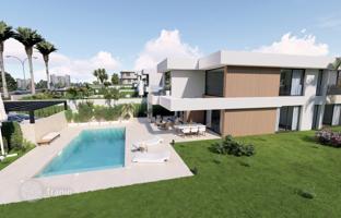 4-bedroom villa 603 m² in Manilva for 887,000 €