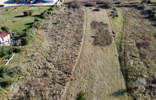 Land plot 3,999 m² in Zadar County for 559,000 €