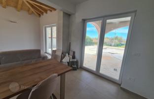 2-room house 138 m² in Brtonigla for 580,000 €
