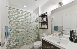 4-bedroom apartment in Old Toronto for C$827,000