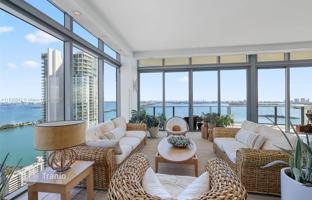 4-bedroom penthouse 210 m² in Edgewater (Florida) for 2,453,000 €