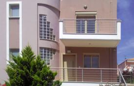 Three-storey cottage with a barbecue area and a garage, at 200 meters from the sea, Loutraki, Greece for 380,000 € Three-storey cottage with a barbecue area and a garage, at 200 meters from the sea, Loutraki, Greece for 380,000 €