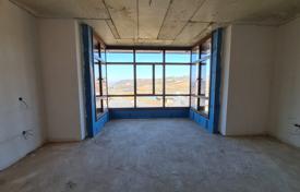 Lake View 4+1 Villa with Lush Garden in Decent Neighborhood for $822,000