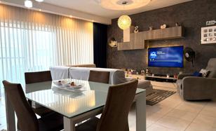 3-bedroom penthouse 195 m² in Mdzharr for 690,000 €