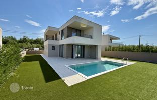 4-bedroom house 152 m² in Primorje-Gorski Kotar County for 840,000 €