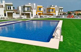 Furnished three-level townhouse in Denia, Alicante, Spain for 495,000 €