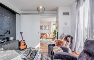 6-bedroom apartment in The Queensway for C$1,077,000