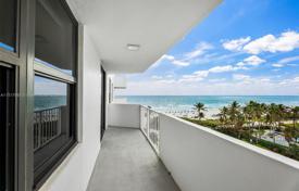 Condo – Collins Avenue, Miami, Florida,  USA for $1,995,000
