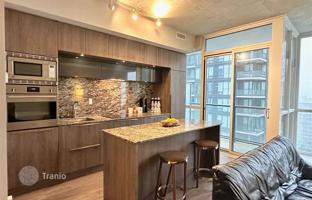 2-bedroom apartment in Blue Jays Way for C$933,000