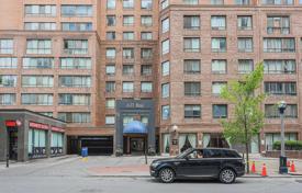 Apartment – Bay Street, Old Toronto, Toronto,  Ontario,   Canada for C$793,000