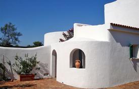 Villa in Greek style 50 meters from the beach, Sabaudia, Lazio, Italy for 5,300 € per week