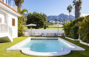 5-bedroom villa 321 m² in La Caleta for 3,300,000 €