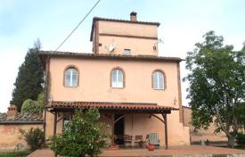 Castelnuovo Berardenga (Siena) — Tuscany — Villa/Building for sale for 850,000 €