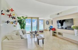Elite apartment with ocean views in a residence on the first line of the beach, Sunny Isles Beach, Florida, USA for $1,750,000