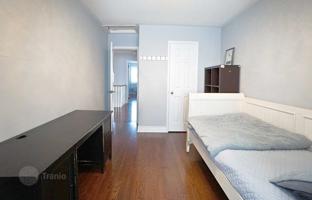 10-bedroom house in North York for C$1,676,000