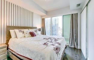 4-bedroom apartment in The Esplanade for C$1,235,000