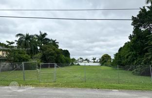 Land plot in Miami for $1,350,000