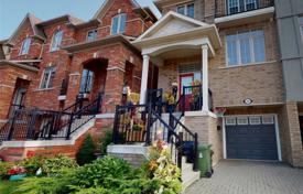 Terraced house – North York, Toronto, Ontario,  Canada for C$991,000