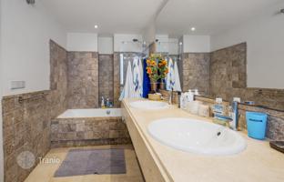 3-bedroom apartment 231 m² in Marbella for 1,075,000 €