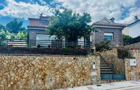 Modern house with garden in Lloret de Mar for 420,000 €