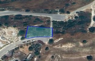 Land plot 845 m² in Germasogeia for 550,000 €