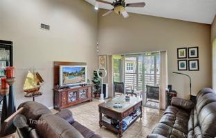3-bedroom apartments in condo 166 m² in Tamarac for $320,000